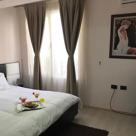 Royal Hotel Tirana