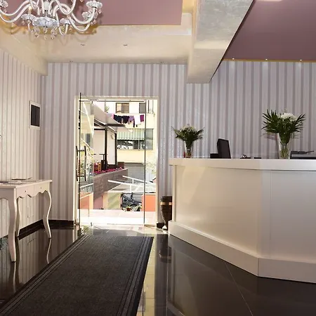 Hotel Royal 3*